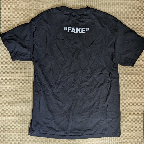 Superrradical Chanel "Fake" T-shirt Black Men's Size Large - Picture 2 of 6